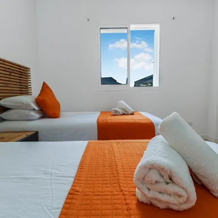Apartment Cheerful House Puerto De Nieves