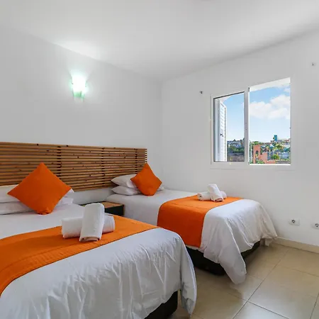 Apartment Cheerful House Puerto De Nieves